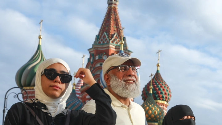 Нет мигрантов - нет проблем!: Впервые в России. Жёсткий ответ Путина на хиджабы в школе. Радикалы дошли до президента. В ответ - больно