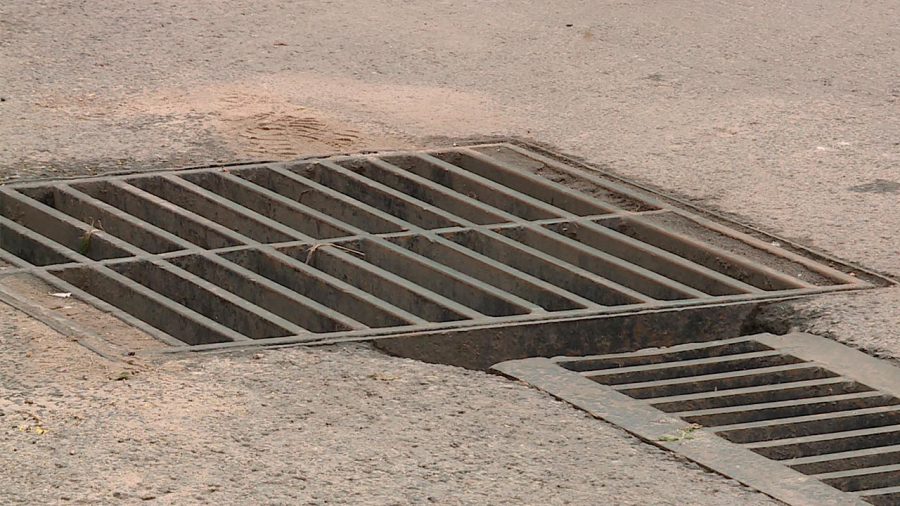 Выбери самую убитую ливневку