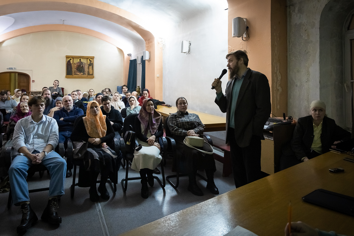 Пасхальный «Вестник Митрополии» уже в продаже