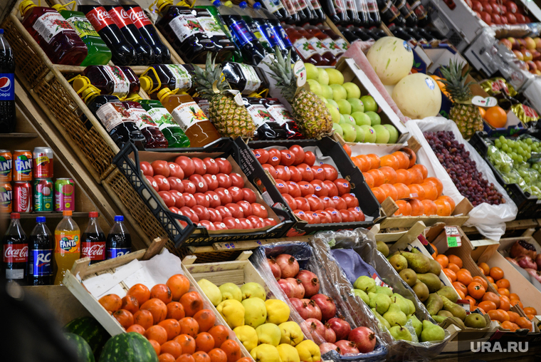 Продуктовые ряды в торговом центре «Омега». Екатеринбург 