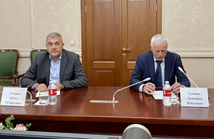 В Карачаево-Черкесии обсудили проблемы зарплатных долгов и неформальной занятости