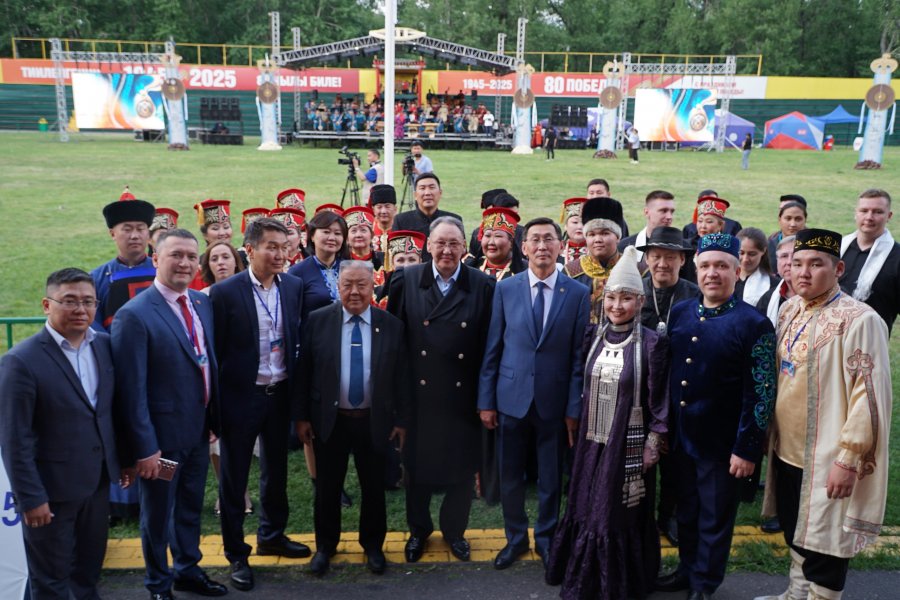 В Туве проходит Межрегиональный фестиваль музыкальных инструментов народов России «Вселенная кочевника»