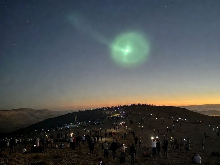 Три огня Рамона: комета ATLAS, чудо Хануки и загадка Святой Земли