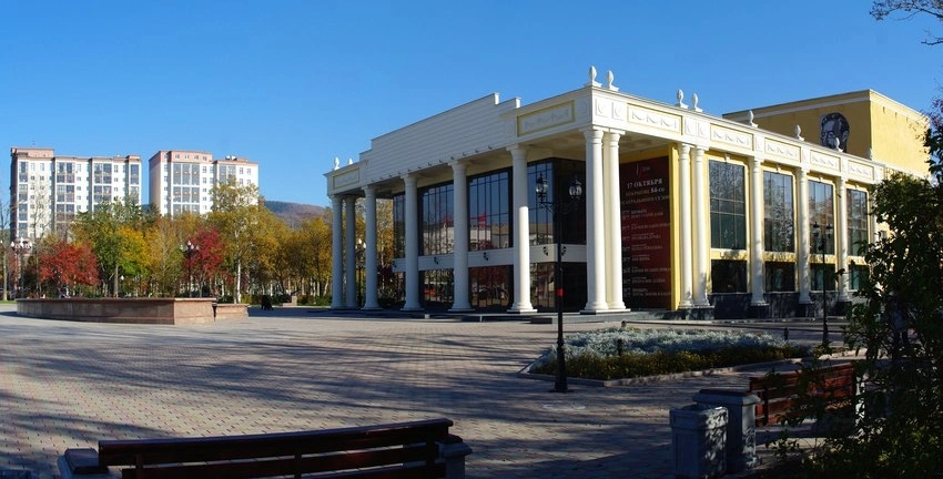 Современный Чехов-центр