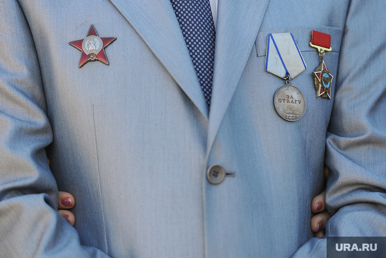 Парад Победы Челябинск, награды, орден красной звезды, медаль за отвагу