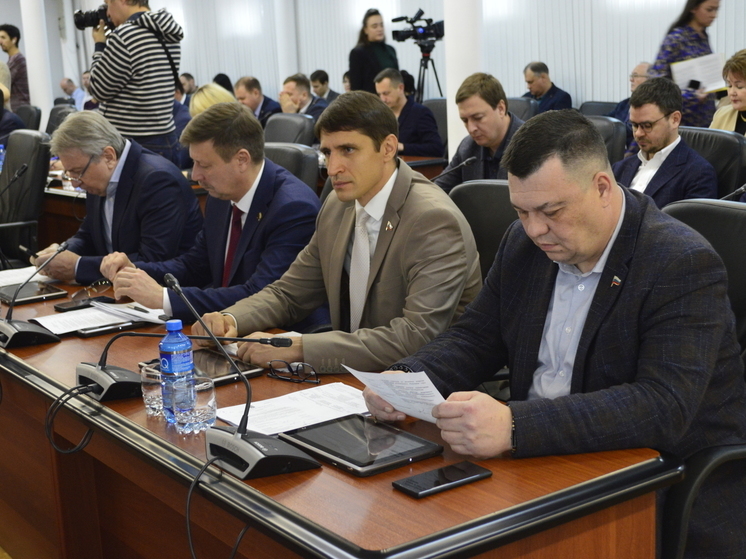 Депутаты городской Думы Краснодара подвели итоги уходящего года и приняли ряд важных решений, определяющих будущее краевой столицы.