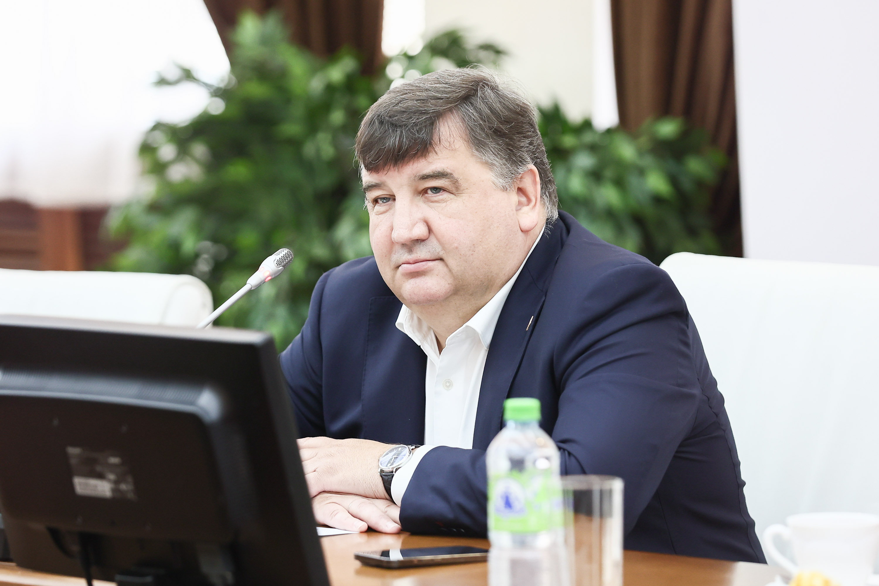 Ректоры томского университета. Данияр Абдрахманов ректор. Конов ТГУ. Зарплата ректора ТГУ Томск.