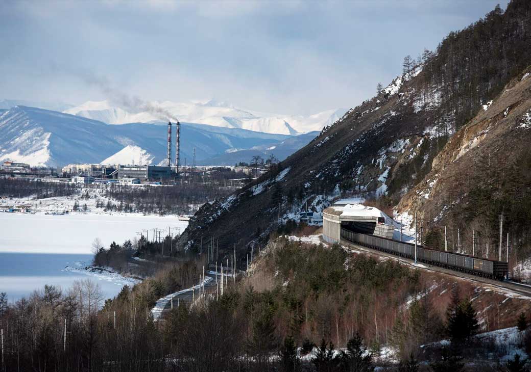 Байкало амурская магистраль новости. Байкало-Амурская магистраль Северобайкальск. Поселок тоннельный БАМ. БАМ станция Северобайкальск и Нижнеангарск. Мысовой тоннель.