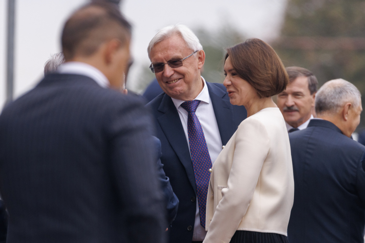 Президент РФ присвоил гендиректору КАМАЗа Сергею Когогину звание Героя Труда России за особые трудовые заслуги перед страной и вклад в развитие отечественного машиностроения