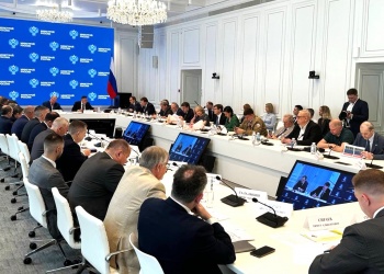 Анвар Шамузафаров выступил с предложениями о модернизации сферы ЖКХ на заседании Общественного совета при Минстрое России 