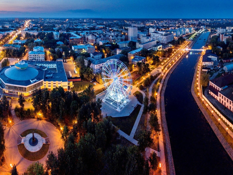 Колесо обозрения на набережной Уводи в Иванове откроется к майским праздникам