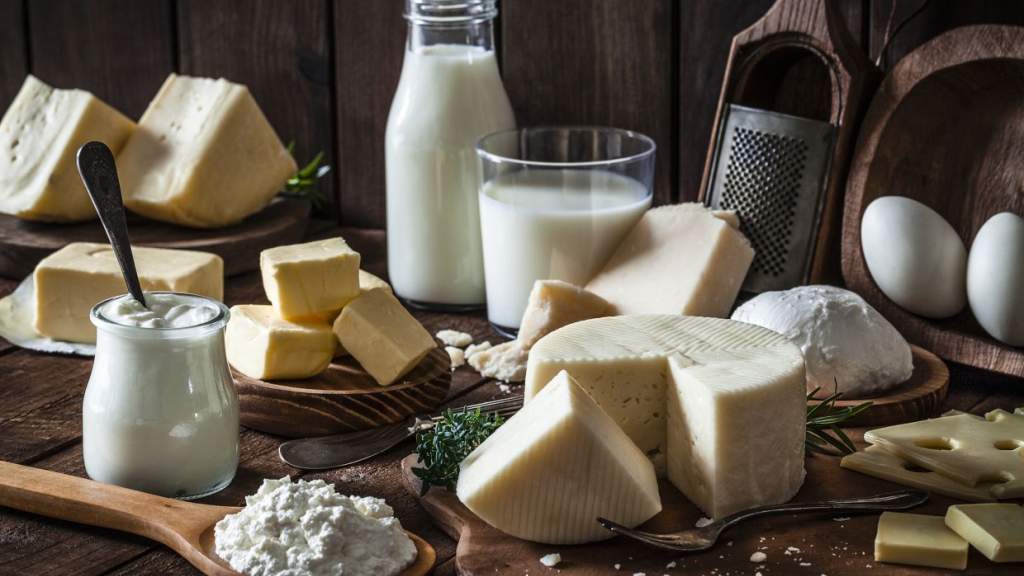 В каких продуктах содержится витамин В12 больше всего: список