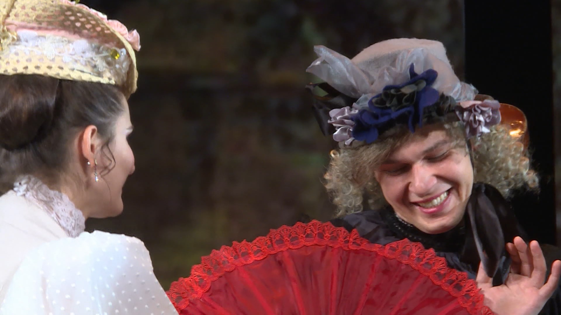 Костромичам предлагают провести вечер в компании «Тёти на миллион» или «Дорогой Памелы»