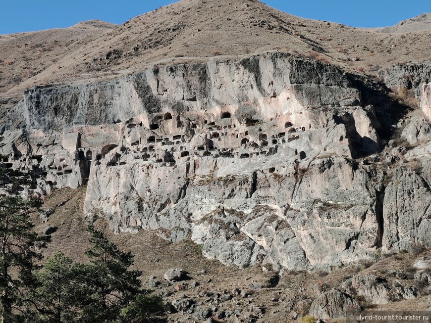 Крест из виноградной лозы