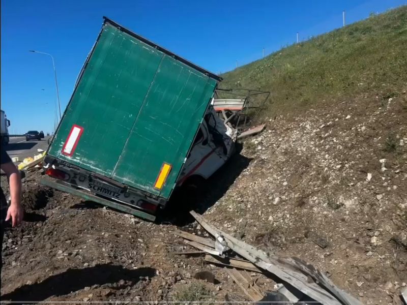Водитель фуры, насмерть сбивший троих рабочих под Каменском, не смог оспорить приговор