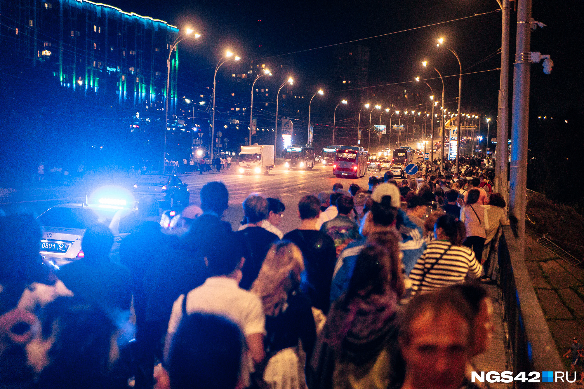 китайские студенты. биг лав шоу концерт 2022. достопримечательные места кемерово. площадь города кемерово. кемеровский самая самая.