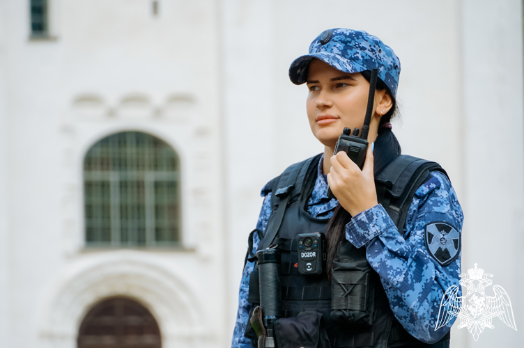 Ежесуточно более 30 экипажей вневедомственной охраны Росгвардии обеспечивают безопасность в регионе