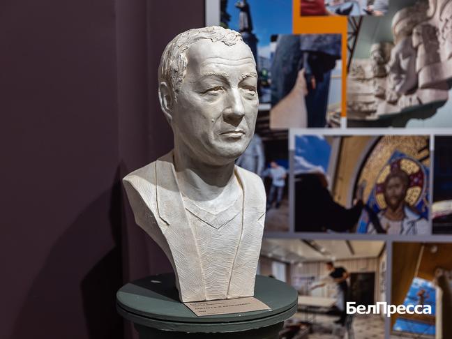 Мастер и город. В Белгородском художественном музее открылась выставка Максима Баранова - Изображение 
