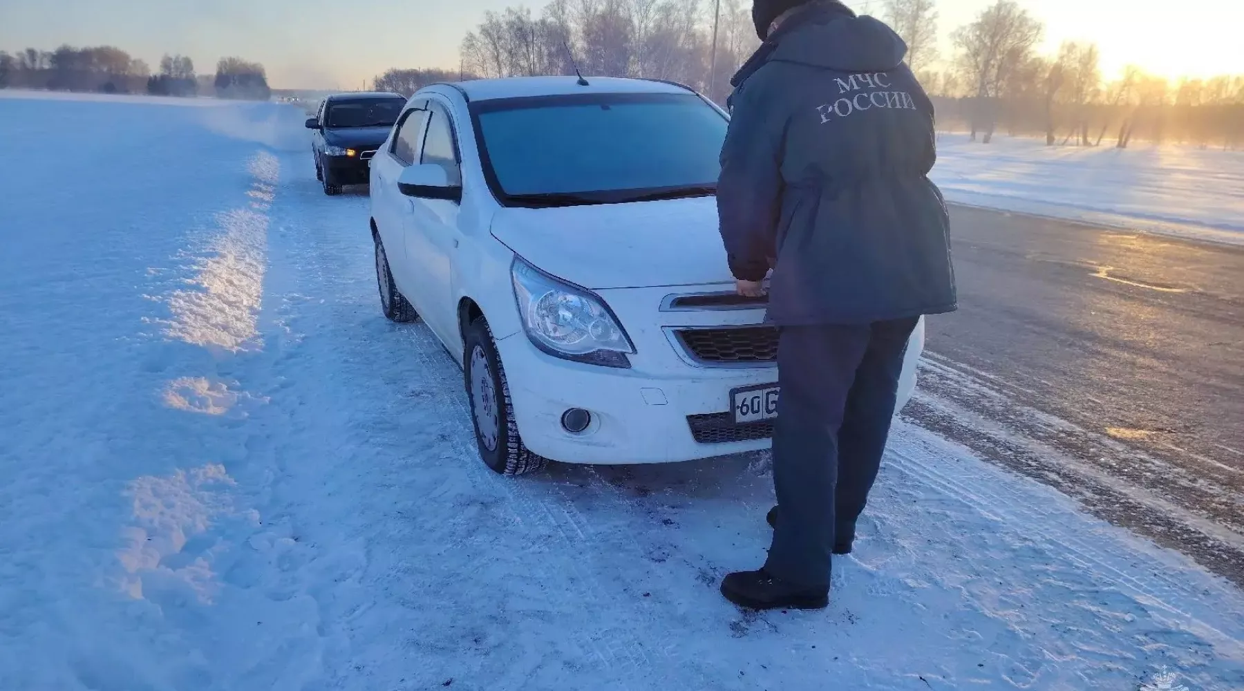 Ночью в Алтайском крае помогли гражданам, которые ехали из Бийска в Узбекистан