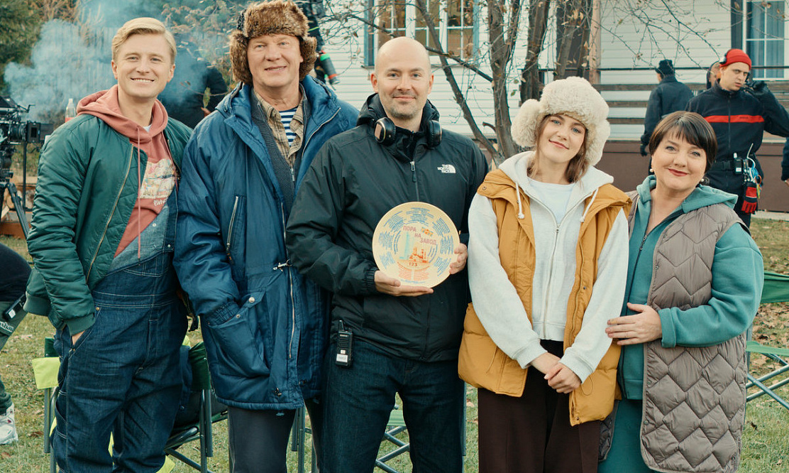 ТНТ снимает новый комедийный сериал «Пора на завод» с Вячеславом Чепурченко и Анатолием Журавлевым