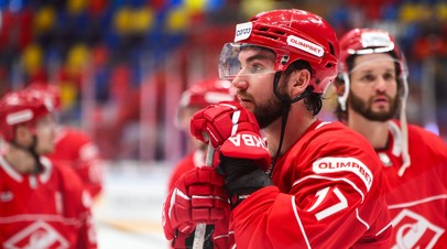Форвард ХК «Спартак» Иван Морозов