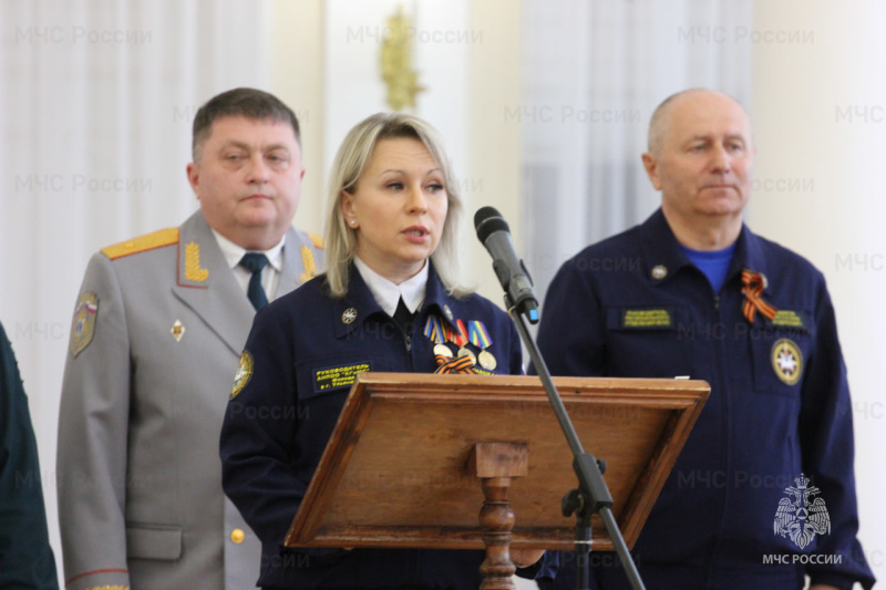 Копия Знамени Победы вручена колледжу государственной и муниципальной службы
