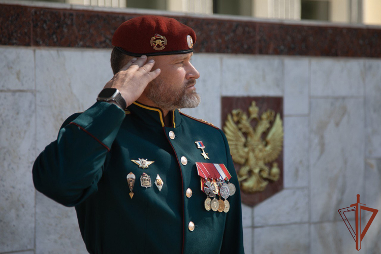 Начальник Саратовского военного института Росгвардии Герой России ...