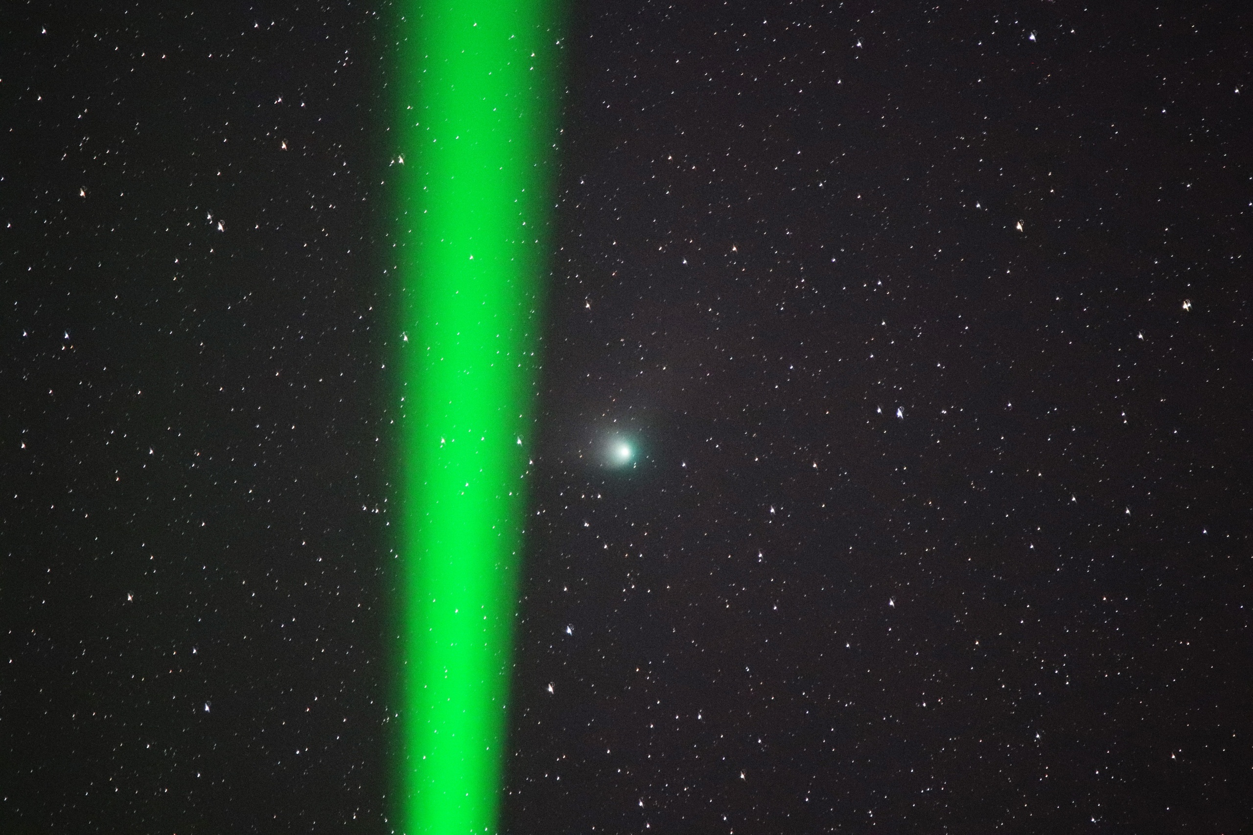 Какая комета сегодня. Зеленая Комета 2023. Комета c/2022 e3 (ZTF). Комета 2 2023. Зеленая Комета 2023 с земли.