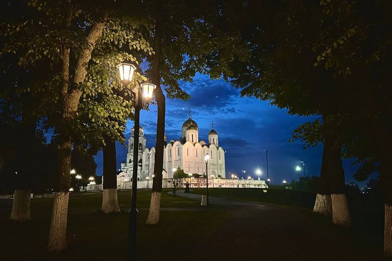 Вечером в 20 0 0