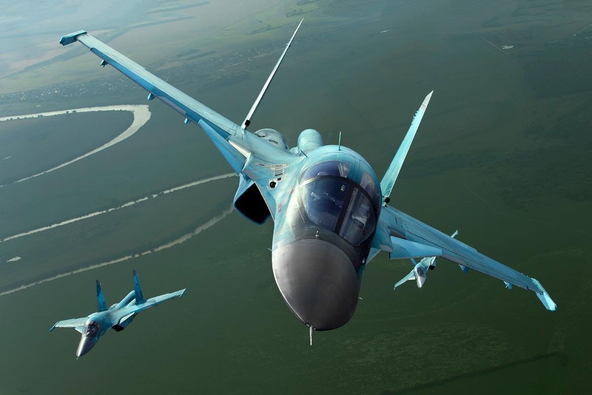 Су утенок. Су-34 ВВС России. Су 27 утенок. Су-34 сверхзвуковой самолёт. Су34 самолет ВВС России.