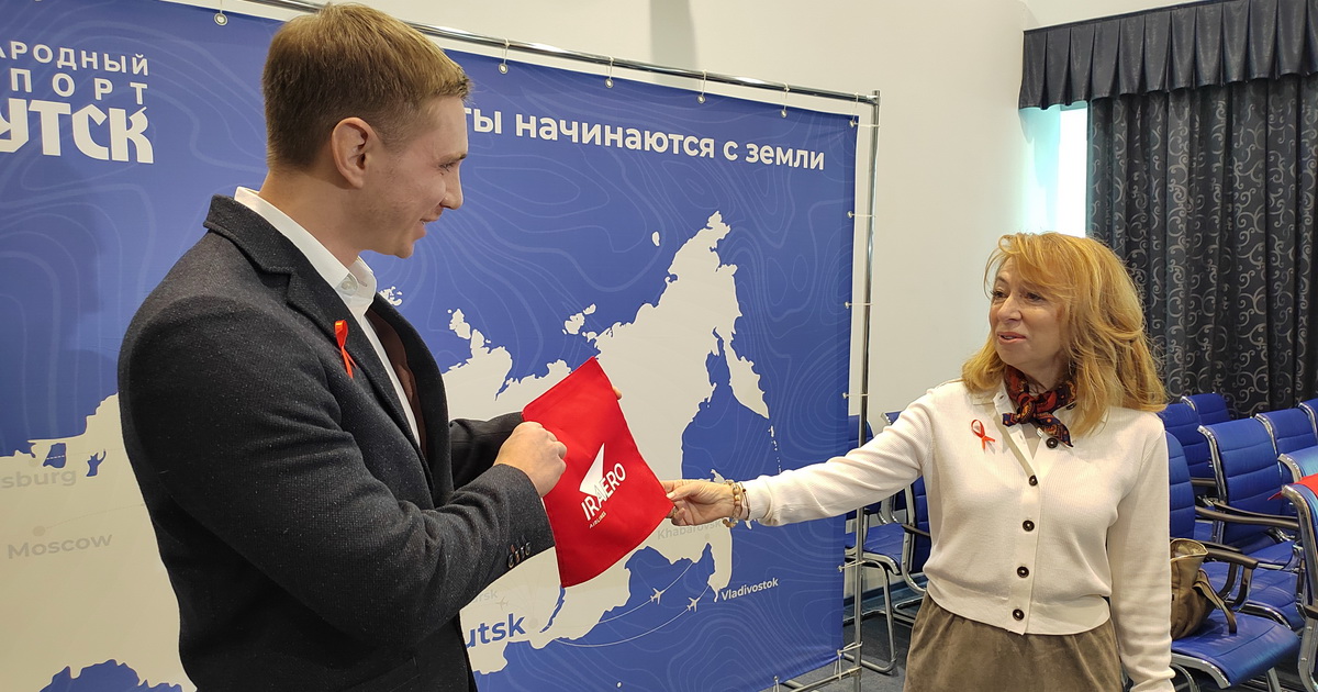 В Иркутске авиакомпания, ряд СМИ и других предприятий присоединились к акции «Классный красный»