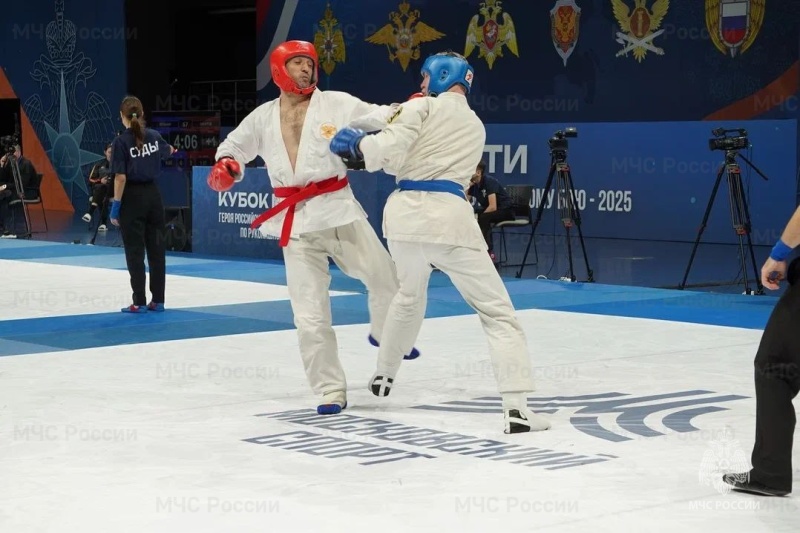 Спортсмены Главного управления МЧС России по Республике Крым привезли медали с Всероссийских соревнований по рукопашному бою памяти Героя России Евгения Зиничева