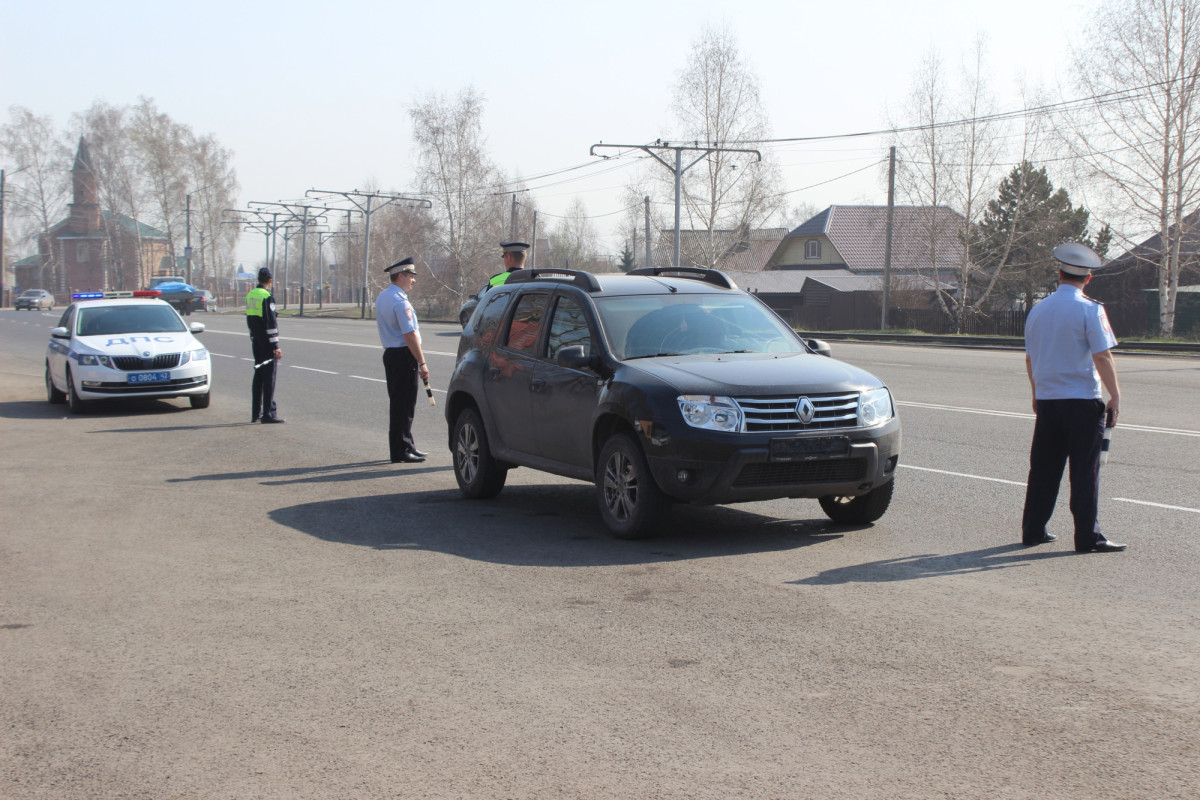 водители прокопьевска. дпс прокопьевск сафин. происшествия прокопьевск. нетрезвый водитель. экипажи дпс в прокопьевске.