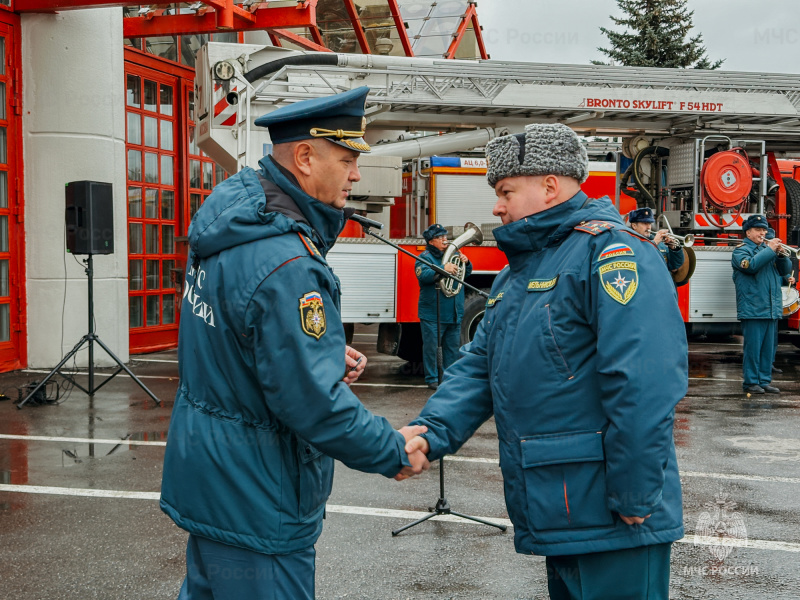 Столичная пожарная часть МЧС России отметила юбилей