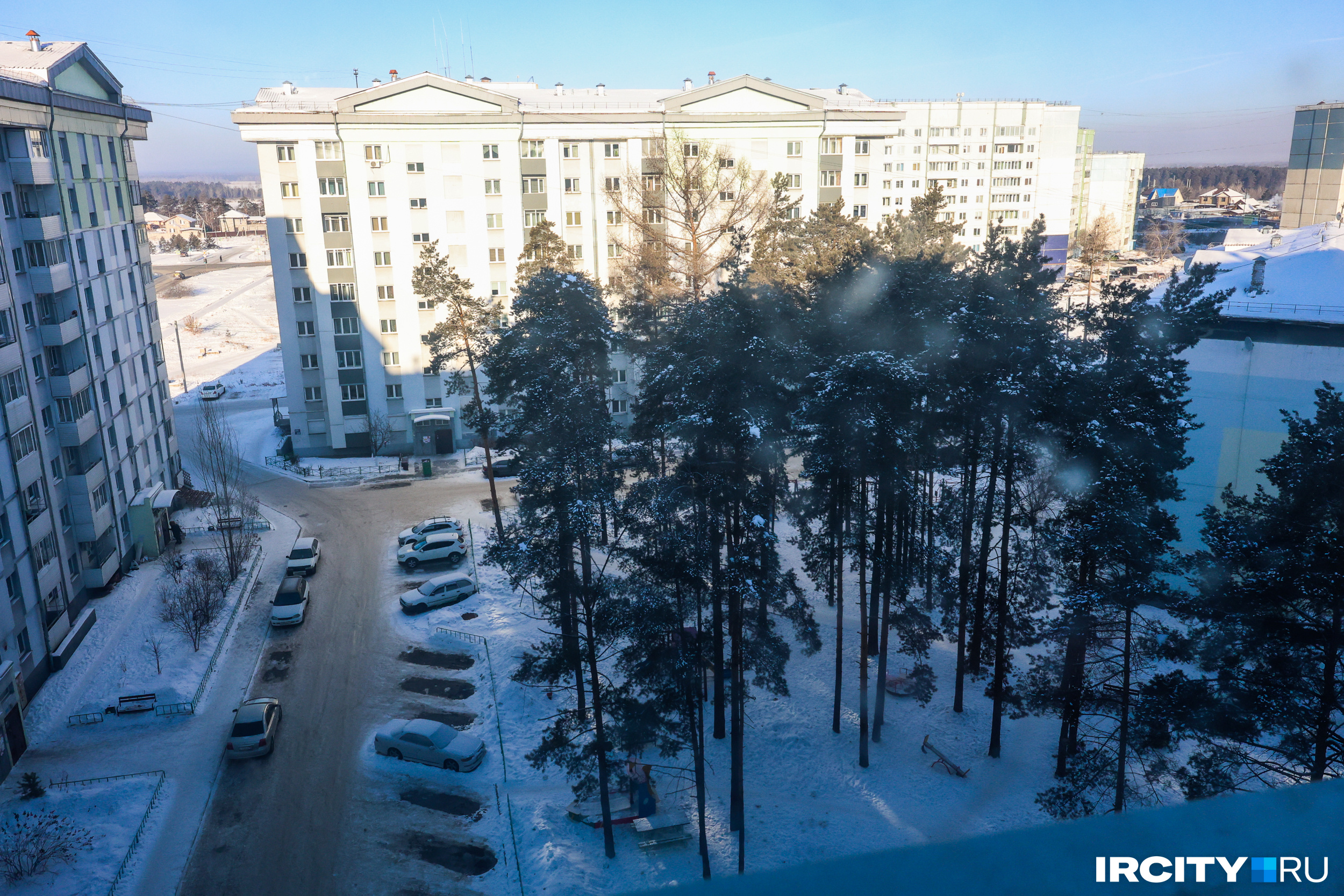 Сейчас этот микрорайон и так достаточно плотно застроен высотками, мощностей электроэнергии и водоснабжения может не хватить на новые дома