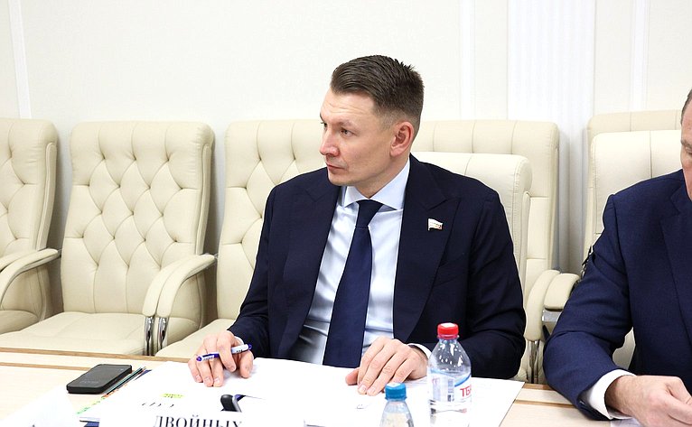 Александр Двойных