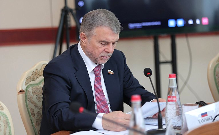 Белан Хамчиев(автор: Пресс-служба Министерства экономики и территориального развития Республики Дагестан)