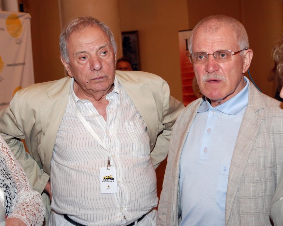 Петр Тодоровский и Александр Митта (слева направо) на церемонии открытия XIX кинофестиваля «Кинотавр», 2008 год