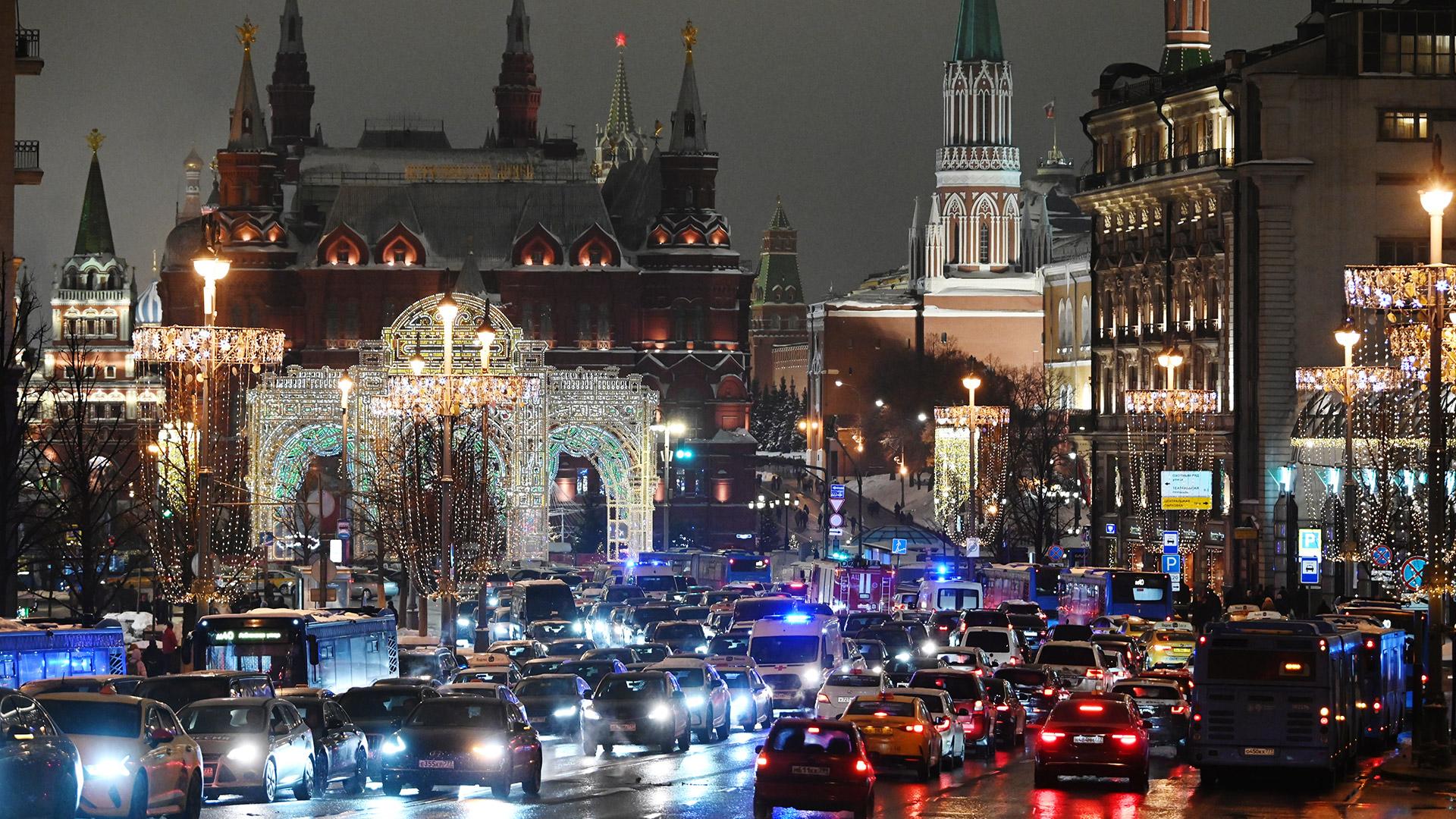 сегодня вечером в москве