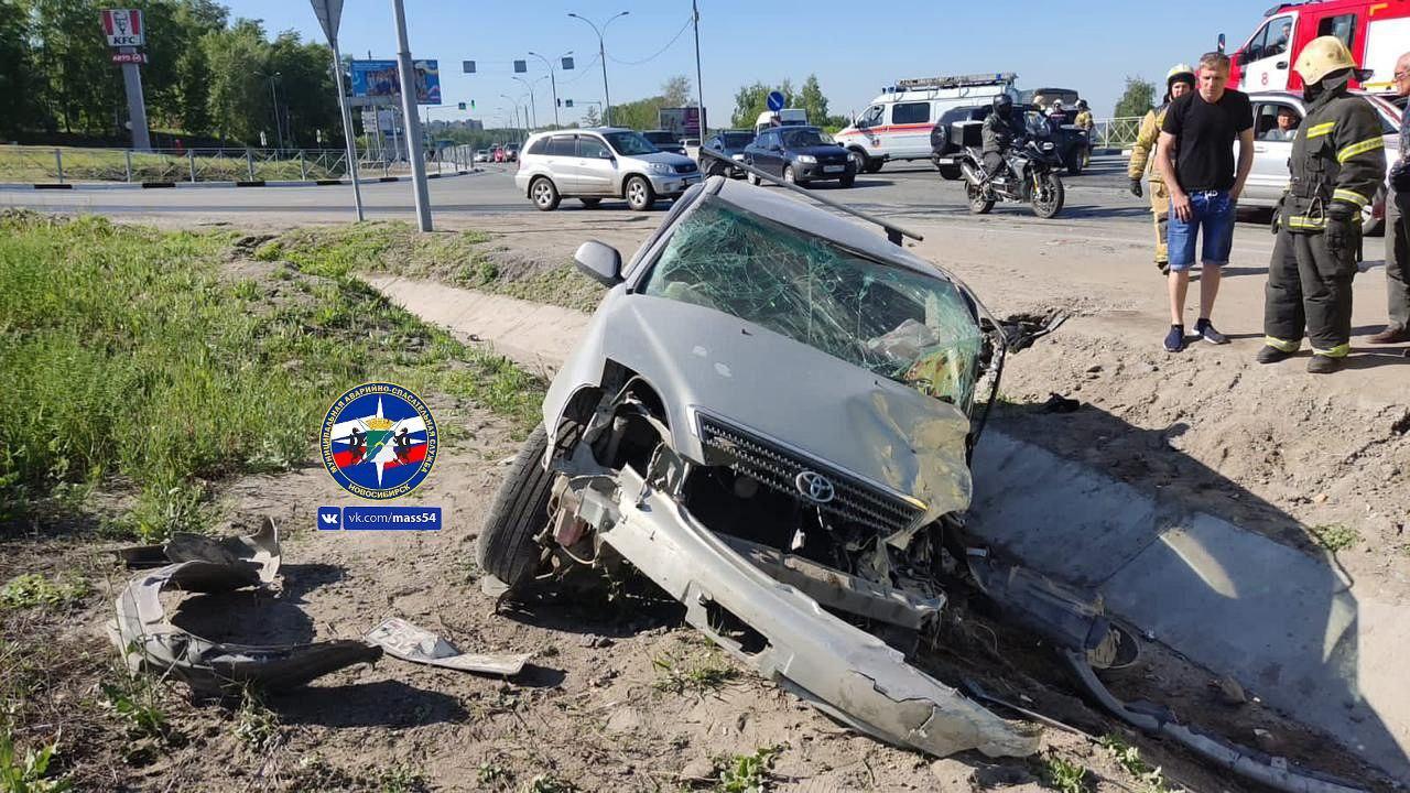 Почему меняют ремни безопасности на авто после дтп