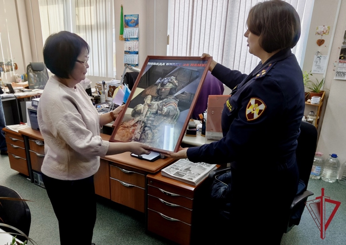 В Приморье в день пресс-служб росгвардейцы отметили талантливых журналистов