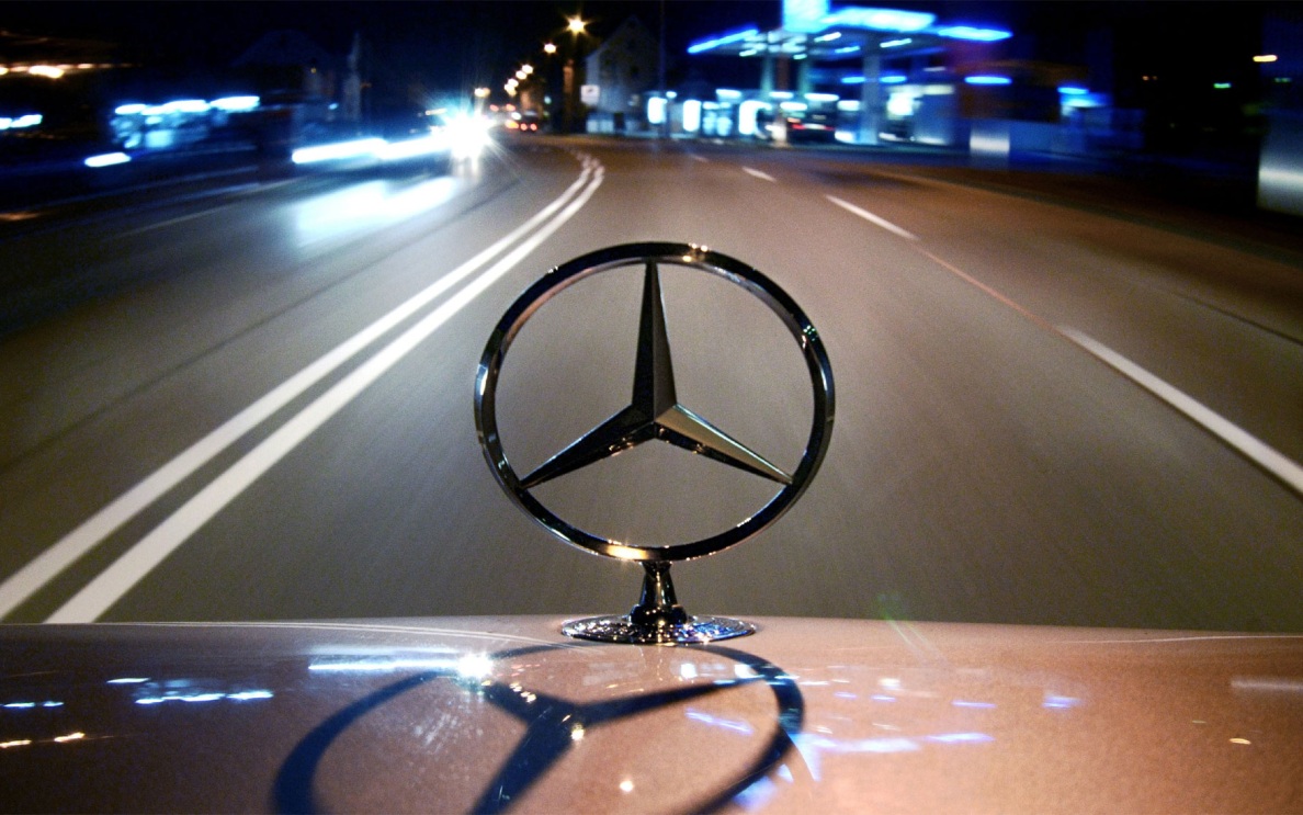 Mercedes-Benz распродала все свои автосалоны в столице Германии