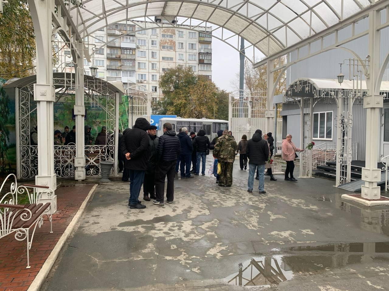 Фото «Единственный человек, который понимал нас»: в Новосибирске прощаются с главой Ленинского района. Онлайн 5