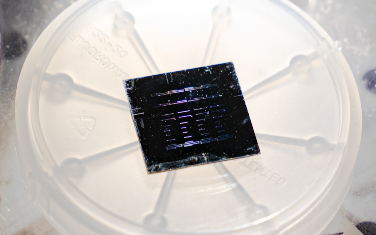 В ЛЭТИ создали компоненты оптического чипа для обеспечения эффективной работы фотонных радаров