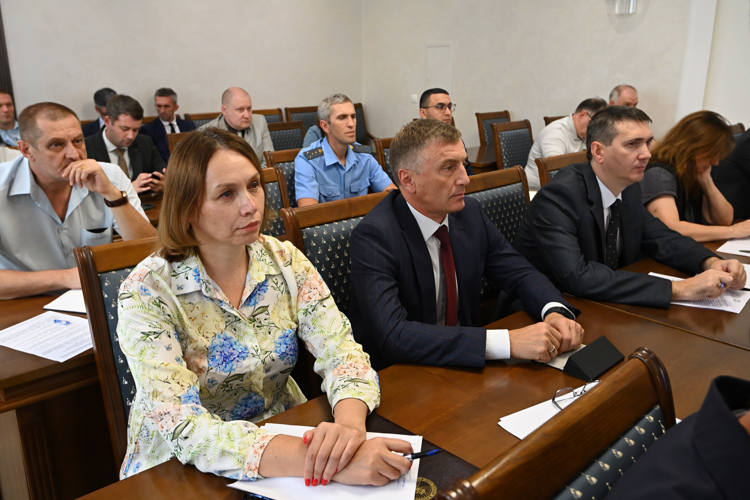 Начальник управления Росгвардии принял участие в заседании антитеррористической комиссии в Адыгее