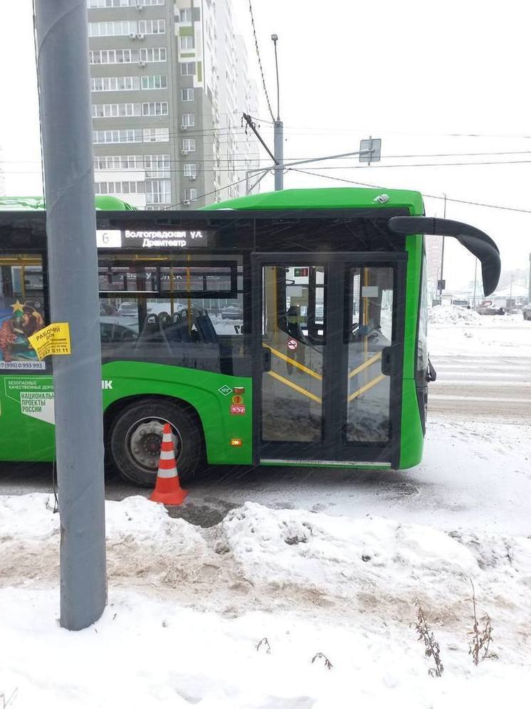 В Оренбурге пассажирский автобус сбил женщину