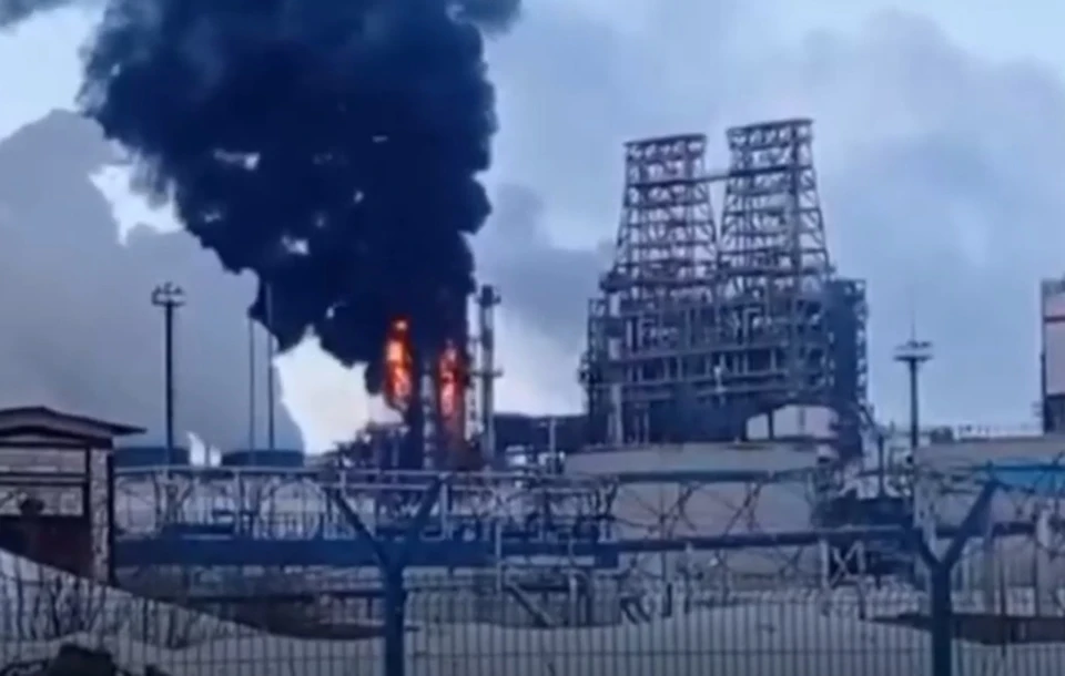Нпз лукойл что произошло. Рязань НПЗ пожар. Пожар на Рязанском НПЗ. Лукойл-Нижегороднефтеоргсинтез Кстово. НПЗ Кстово.