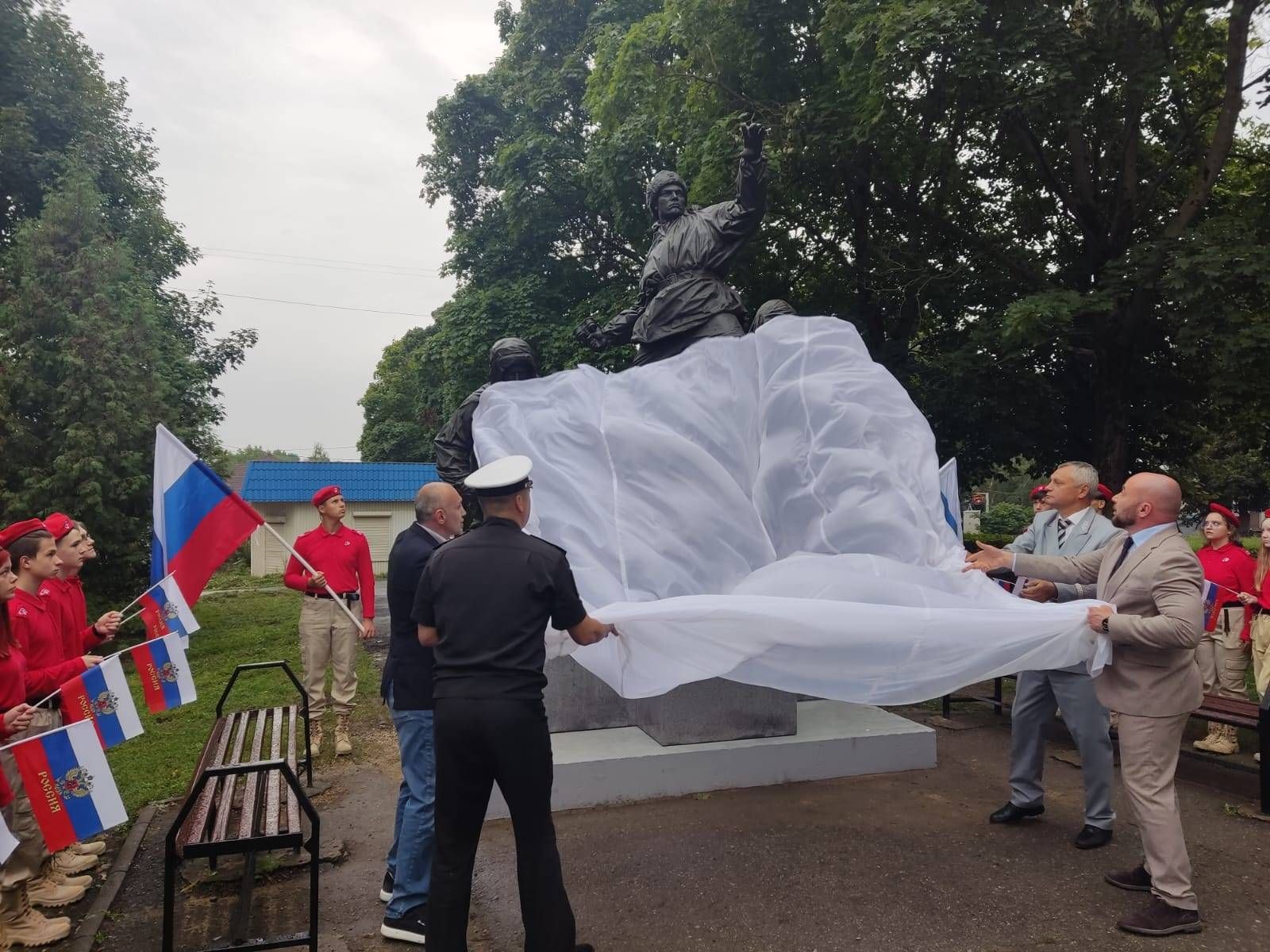 В Тульской области открыт памятник «Сталиногорский рубеж»