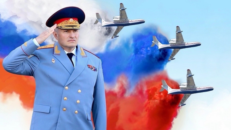 Поздравление главы МЧС Рoссии Александра Куренкова с Днем России ...