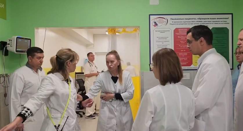 Директор ЦНИИОИЗ назвала работу Курской областной больницы блестящей